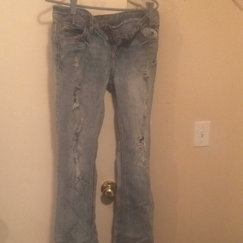 Amethyst size 10 ripped jeans
